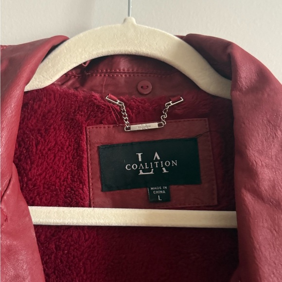 Stylish Red Designer Jacket - Picture 3 of 5